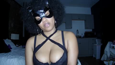 Queen Siren online show from January 2025 01:45:02 AM