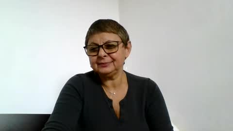 Snapshot of blackwidow05 chatting on October 2025 01:34:01 PM Black Widow online show from October 2025 01:34:01 PM