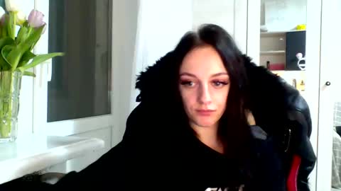 Ivy online show from March 2025 08:20:02 PM