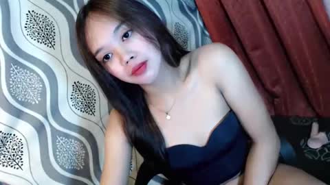 Snapshot of blacky_luna chatting on December 2024 08:04:01 PM sweetyluna online show from December 2024 08:04:01 PM
