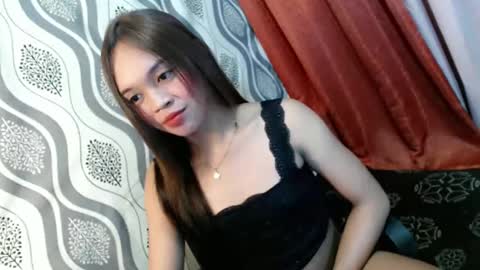 Snapshot of blacky_luna chatting on December 2024 09:37:01 PM sweetyluna online show from December 2024 09:37:01 PM