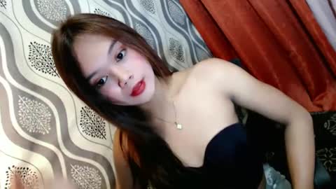 Snapshot of blacky_luna chatting on December 2024 07:43:02 PM sweetyluna online show from December 2024 07:43:02 PM