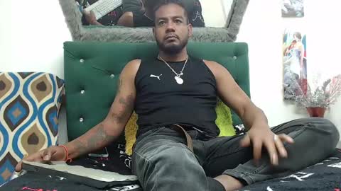 Snapshot of blade_foxx chatting on December 2024 08:15:02 AM Richard online show from December 2024 08:15:02 AM