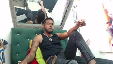 Snapshot of blade_foxx chatting on January 2025 09:28:02 PM Richard online show from January 2025 09:28:02 PM