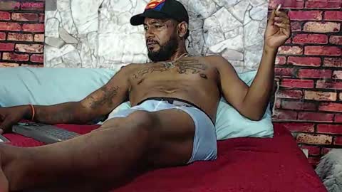 Snapshot of blade_foxx chatting on May 2026 03:22:01 AM Richard online show from May 2026 03:22:01 AM
