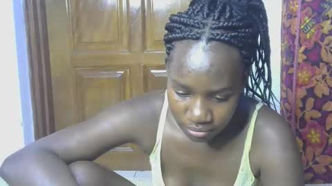 VIVIAN online show from October 2025 01:55:02 PM