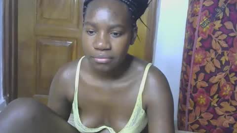 VIVIAN online show from October 2025 02:23:02 AM