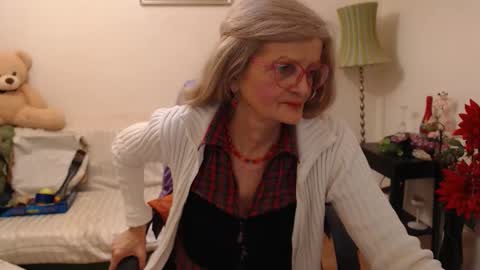 Snapshot of blairfort chatting on February 2025 12:39:02 PM blairfort online show from February 2025 12:39:02 PM