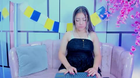 blairjones_ online show from September 2025 12:21:01 PM