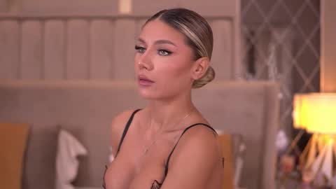 Snapshot of blairsanders chatting on October 2025 07:18:01 PM BlairSanders online show from October 2025 07:18:01 PM