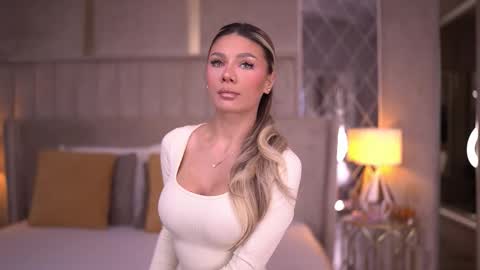 Snapshot of blairsanders chatting on November 2025 07:13:01 PM BlairSanders online show from November 2025 07:13:01 PM