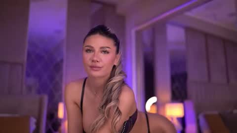 Snapshot of blairsanders chatting on December 2025 07:20:01 PM BlairSanders online show from December 2025 07:20:01 PM