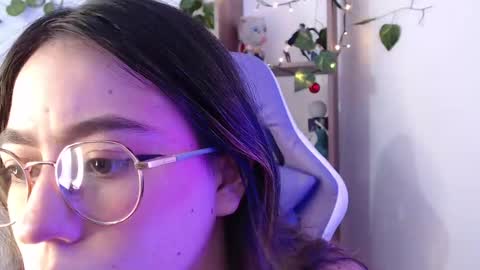   online show from February 2025 12:18:02 PM