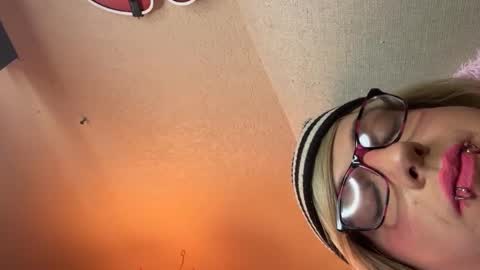 Snapshot of blakelytgirl chatting on January 2025 06:15:02 AM Blakely Morningstar online show from January 2025 06:15:02 AM