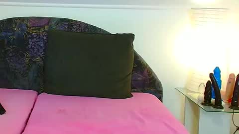 Snapshot of blankerbz chatting on January 2025 09:11:02 PM BlankerBz online show from January 2025 09:11:02 PM