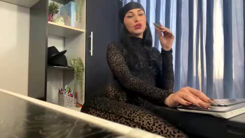 Snapshot of blazeamanda chatting on October 2025 02:18:01 PM Goddess Blaze online show from October 2025 02:18:01 PM