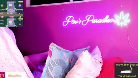 Snapshot of blazedpaux chatting on May 2026 12:15:01 AM Pau online show from May 2026 12:15:01 AM