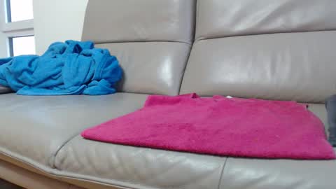 bleckbery00 online show from February 2026 07:19:01 AM