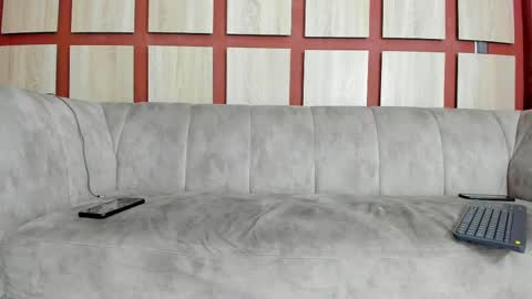 Snapshot of bless_my_neighbor chatting on February 2025 12:19:02 AM The Best Models online show from February 2025 12:19:02 AM