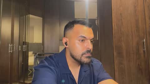 Leo online show from November 2025 08:02:02 AM