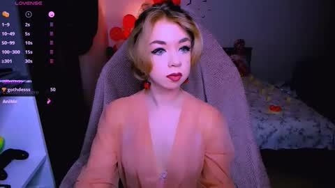 Nicole online show from December 2025 04:42:02 AM