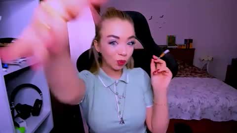 Nicole online show from January 2026 09:46:02 AM