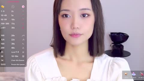 YoYo online show from November 2025 06:35:02 AM