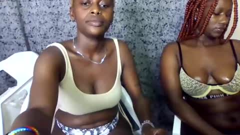 blonde_barby online show from October 2025 11:13:02 AM