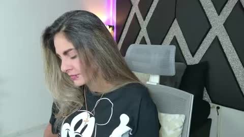 Snapshot of blonde_cat1515 chatting on July 2026 05:01:01 AM alejandra online show from July 2026 05:01:01 AM