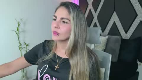 Snapshot of blonde_cat1515 chatting on July 2026 03:44:01 AM alejandra online show from July 2026 03:44:01 AM
