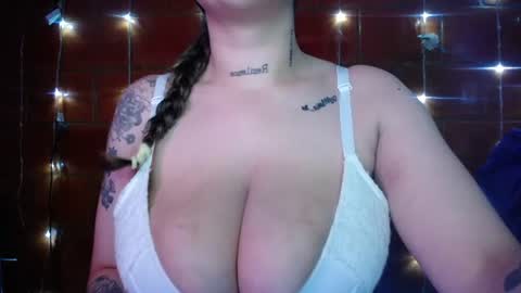Snapshot of blonde_desire chatting on June 2026 02:58:02 AM Sam online show from June 2026 02:58:02 AM