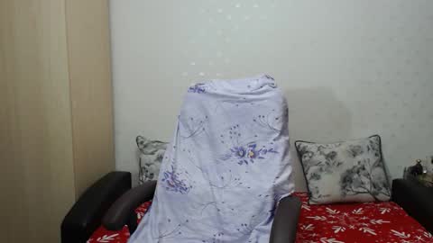 Mr Blond online show from November 2025 07:40:01 AM