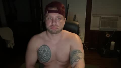 Snapshot of blondebluebear chatting on January 2025 02:33:01 AM blondebluebear online show from January 2025 02:33:01 AM