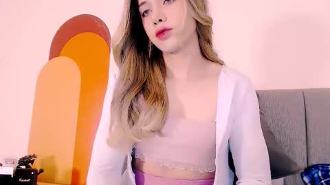 Snapshot of blondetwinkcum19 chatting on December 2025 04:27:01 PM zoey madisson 3 online show from December 2025 04:27:01 PM