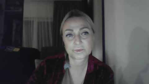 Iren online show from September 2025 06:00:01 PM