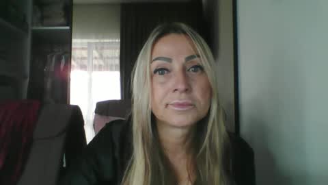Iren online show from October 2025 09:19:02 AM