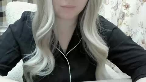 blondymargaret online show from March 2025 11:47:02 AM