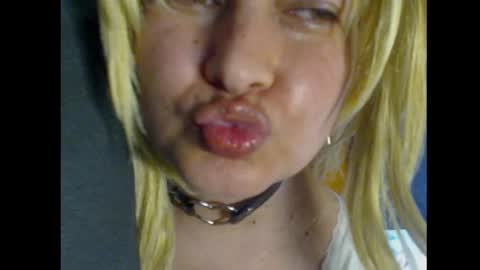 Snapshot of blontsex chatting on May 2026 03:09:02 PM Blontsex online show from May 2026 03:09:02 PM