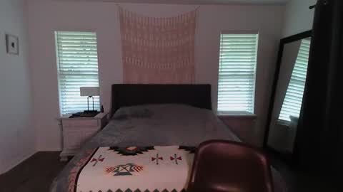 Snapshot of blowjobboss chatting on September 2025 05:27:01 PM Sarah Zee online show from September 2025 05:27:01 PM