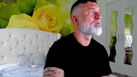 Snapshot of blowmyxxl chatting on November 2025 10:13:02 AM Nico online show from November 2025 10:13:02 AM