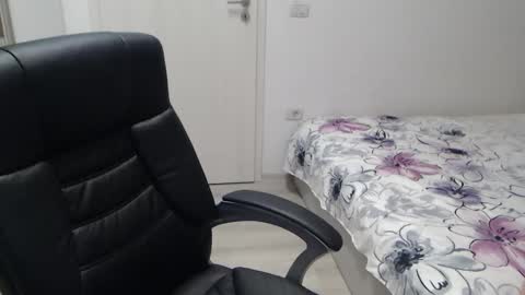 Juliet online show from November 2025 05:17:02 PM