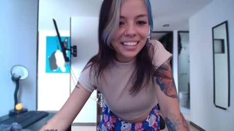 Alice bleu for friends  online show from November 2025 06:43:02 PM