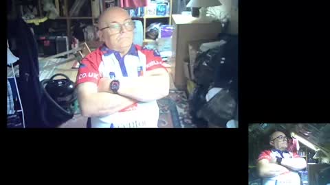 Snapshot of bluebox65 chatting on September 2025 12:59:02 PM bluebox65 online show from September 2025 12:59:02 PM