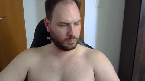 Blue online show from October 2025 06:53:01 PM