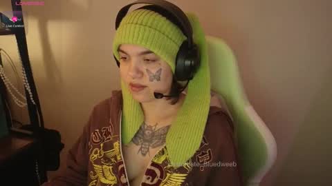 Snapshot of bluedweeb chatting on February 2026 04:42:02 AM Blue online show from February 2026 04:42:02 AM