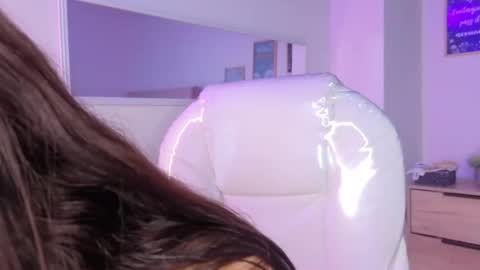        online show from November 2025 11:33:02 AM