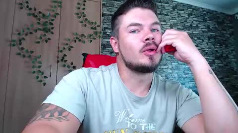 Snapshot of blueeyeboy0 chatting on January 2026 08:06:02 AM blueeyeboy0 online show from January 2026 08:06:02 AM