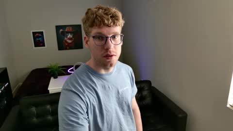 blueeyedtallguy online show from February 2026 09:48:02 PM