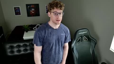 Snapshot of blueeyedtallguy chatting on March 2026 09:08:01 PM blueeyedtallguy online show from March 2026 09:08:01 PM