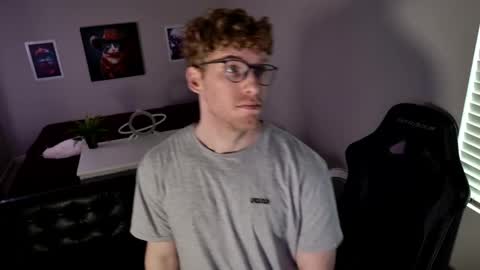 Snapshot of blueeyedtallguy chatting on March 2026 08:36:02 PM blueeyedtallguy online show from March 2026 08:36:02 PM